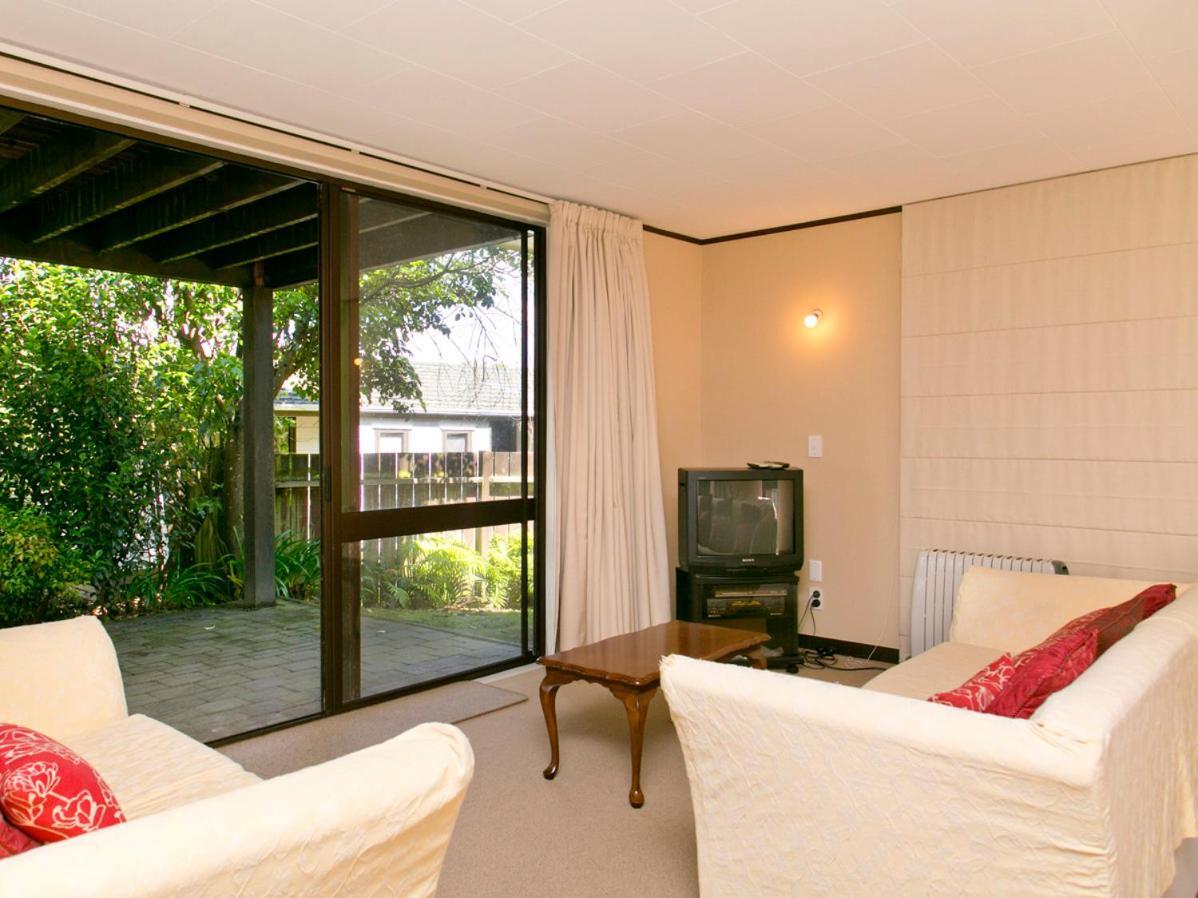 Acacia View At No 3 - Acacia Bay Holiday Home Taupo Kültér fotó
